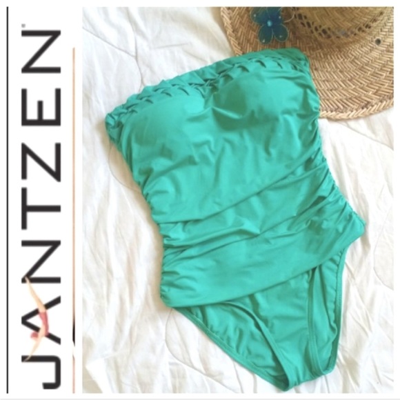 Jantzen Swim Jantzen Emerald Green Pin Tuck Bathing Suit Nwot